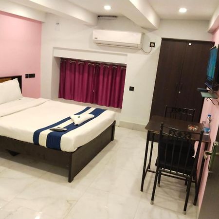 Hotel Ucs Kolkata Ngoại thất bức ảnh