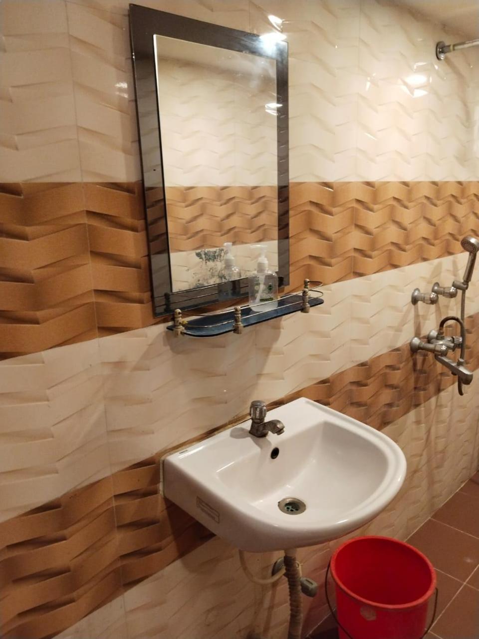 Hotel Ucs Kolkata Ngoại thất bức ảnh