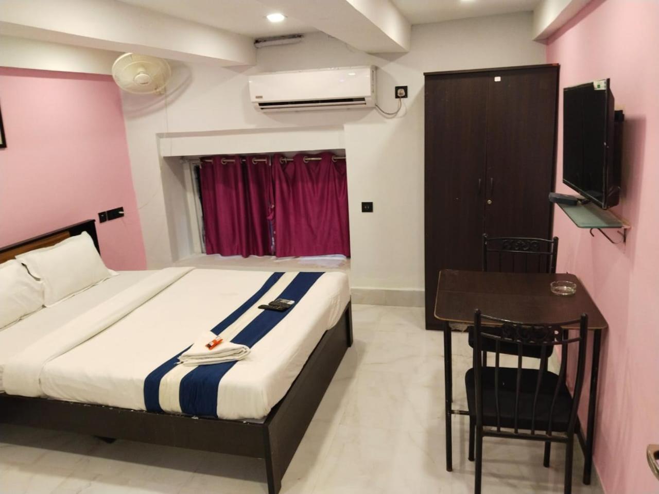 Hotel Ucs Kolkata Ngoại thất bức ảnh